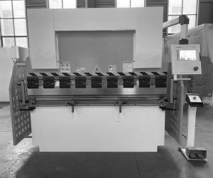 dobradeira-cnc-30t1bw